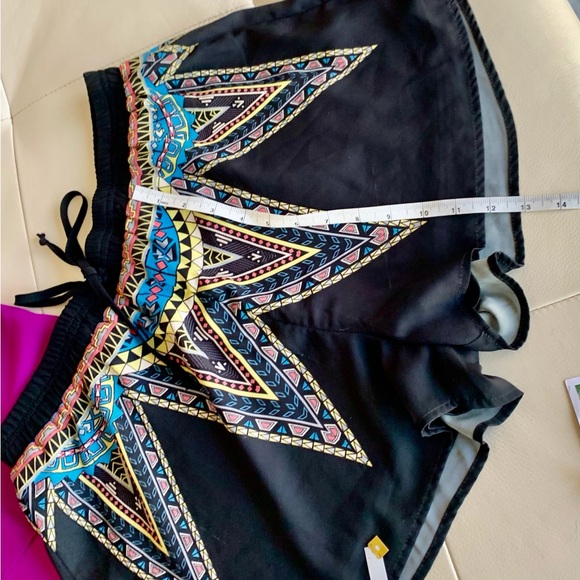 Jealous tomato Large - Picture 6 of 8